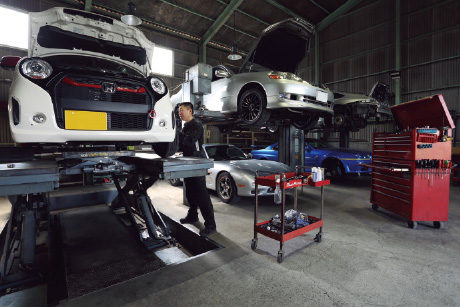 AUTO GARAGE M