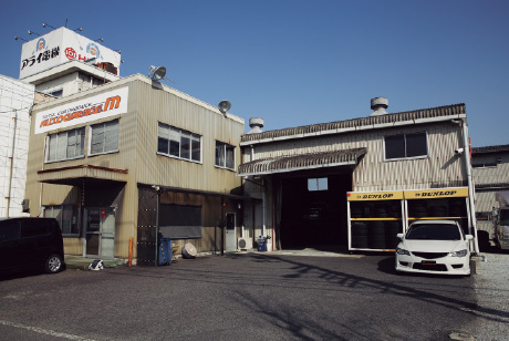 AUTO GARAGE M