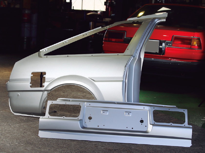 純正同等品のAE86外装パネル