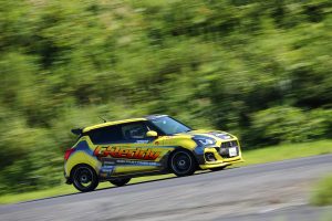 トラストのエアクリーナーがリニューアル。最新の吸排気アイテムを装着したZC33Sスイフトスポーツを試乗インプレ - ph001