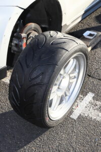 エイリアンテックジャパンZC33Sスイフトスポーツ「車重834㎏にトルク36.1㎏-m ！初参戦でZC33S最速奪取」REVSPEED筑波スーパーバトル - Cap4 - コピー