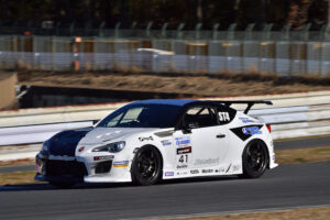 イージーマジック ZN6 86「スーパー耐久参戦車のような補強ボディに 220psものメカチューンFA20エンジンを搭載」REVSPEED筑波スーパーバトル - IKE1202 (1176)