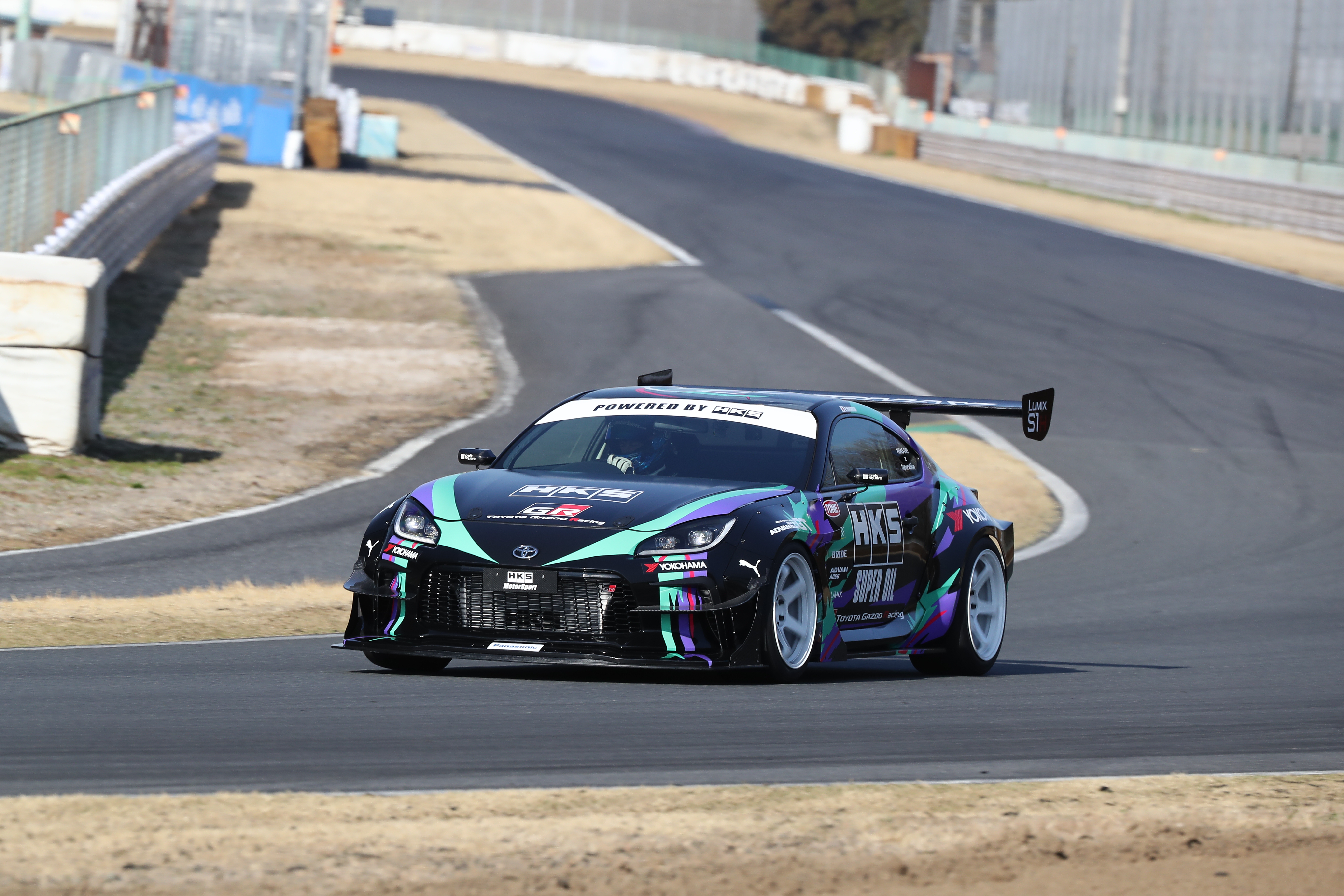 GR86_Racing_Performer.jpg