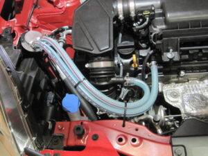 アールズこだわりのZC33Sスイフトスポーツ用ニューパーツを一挙に紹介 - カーボンキャッチタンク全体画像