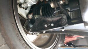 アールズこだわりのZC33Sスイフトスポーツ用ニューパーツを一挙に紹介 - ブレーキクーリングダクト右側