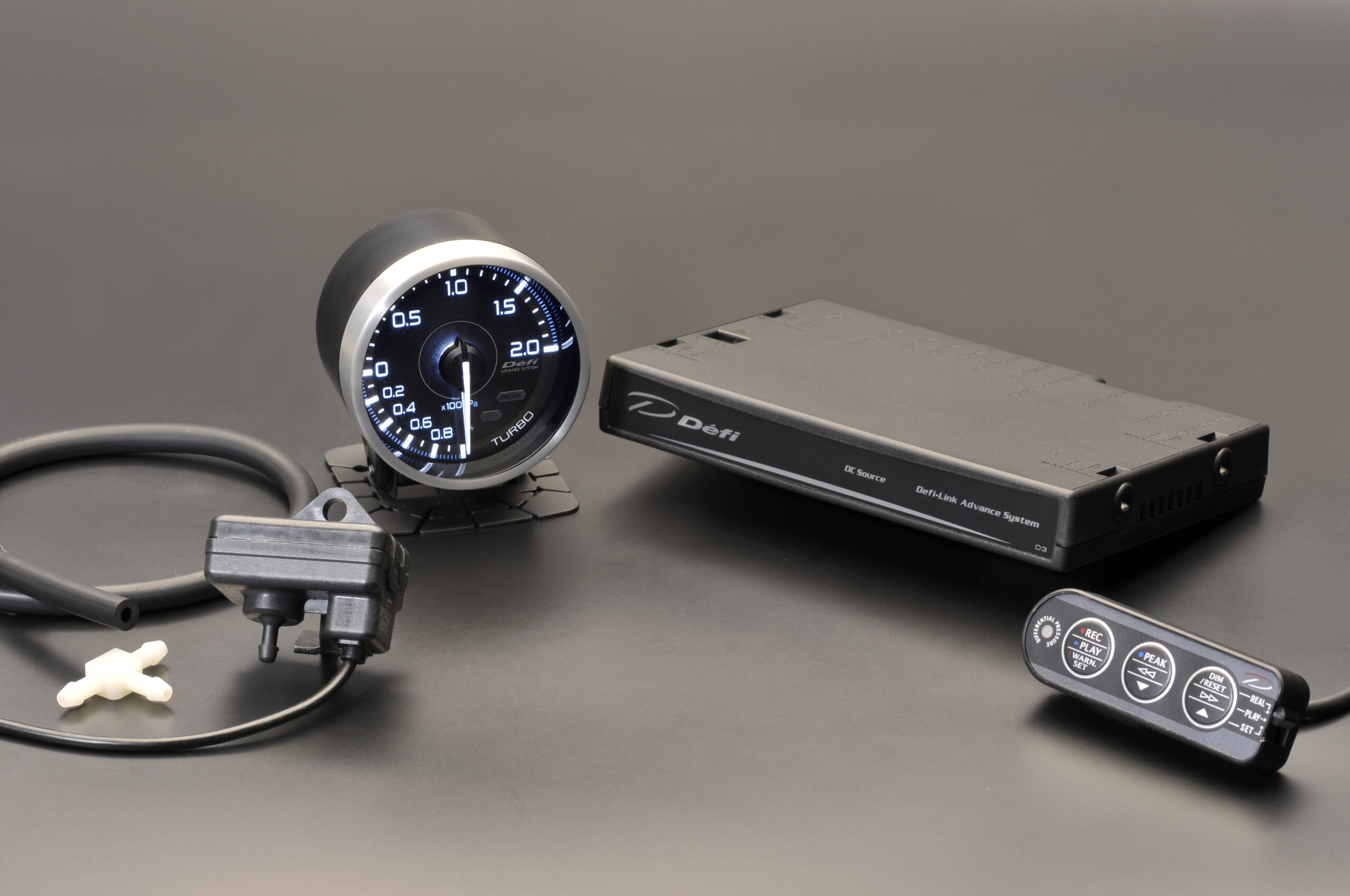 『Defi-Link Meter 　ADVANCE A1 Control Unit SET』が10月から発売開始！