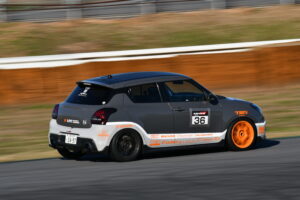 A PIT オートバックス東雲 ZC33S スイフトスポーツ「最新車高調キットのツルシで好タイムを刻む」REVSPEED筑波スーパーバトル2022 - DSC_1830
