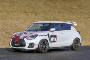 エフケーテック ZC33Sスイフトスポーツ「トリプルスプリングのコイルオーバーで好走」REVSPEED筑波スーパーバトル2022 - _E2_0049