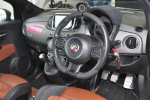 クルーズ　アバルト595「サーキットも楽しめるストリート仕様　その実力を筑波でチェック」REVSPEED筑波スーパーバトル2022 - DSC_3400