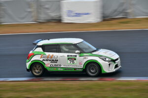 筑波スーパーバトル「全日本ジムカーナ選手権タイムアタック車両紹介」ZC33S SWIFT Sport　BC1クラス　澤平直樹 - DSC_0007