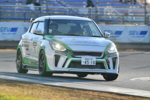筑波スーパーバトル「全日本ジムカーナ選手権タイムアタック車両紹介」ZC33S SWIFT Sport　BC1クラス　澤平直樹 - DSC_0461