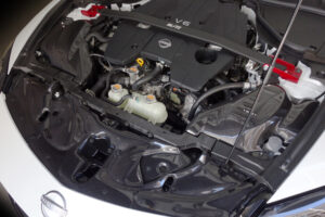 RZ34専用設計のインテークシステムで約11.7ps向上！ カーボンの採用でエンジンルームもドレスアップ「CARBON INTAKE SYSTEM」 - rz34_carbonintakesystem