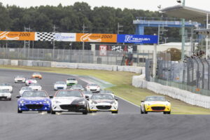 「梅田剛の予選車載とロガーも公開！」レブスピードの六大会連続ポールと、新型NR-Aと、カーボンニュートラル燃料と、ギネス世界記録への挑戦と。【第35回メディア対抗ロードスター4時間耐久レース】 - 2024media4h_9202