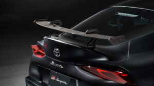 スープラ(3.0L)の一部改良モデルとともに、現行スープラ生産終了の集大成として“A90 Final Edition”を限定発売！　オイルパンバッフルや低背圧キャタ、チタンマフラー、KWサス、ピロも備える。 - 11