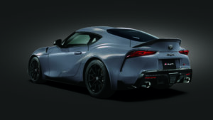 スープラ(3.0L)の一部改良モデルとともに、現行スープラ生産終了の集大成として“A90 Final Edition”を限定発売！　オイルパンバッフルや低背圧キャタ、チタンマフラー、KWサス、ピロも備える。 - 3
