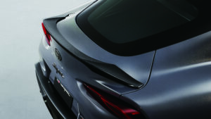 スープラ(3.0L)の一部改良モデルとともに、現行スープラ生産終了の集大成として“A90 Final Edition”を限定発売！　オイルパンバッフルや低背圧キャタ、チタンマフラー、KWサス、ピロも備える。 - 4