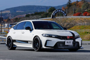 FLシビック盛り上げ隊  BLITZ×SA浜松×A PITオートバックス東雲がコラボ  第4話「 FL5シビックタイプR／FL1シビック  究極のストリートスポーツ製作プロジェクト」 織戸 学が最終チェック！ - 02