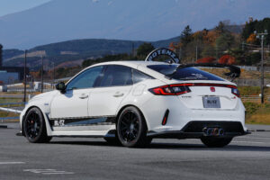 FLシビック盛り上げ隊  BLITZ×SA浜松×A PITオートバックス東雲がコラボ  第4話「 FL5シビックタイプR／FL1シビック  究極のストリートスポーツ製作プロジェクト」 織戸 学が最終チェック！ - 03