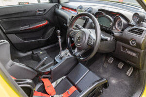 全開で連続周回しつつも タイムを出せる究極進化系「TMスクエア　ZC33S スイフトスポーツ」筑波スーパーバトル2024 - 20241219-0Z1A7278