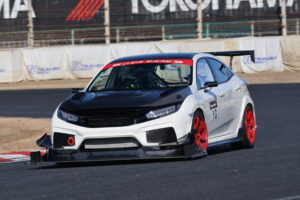 その実はブーストアップ！　空力と軽量化を武器に59秒台達成「クレイブ　FK8 シビックタイプR」筑波スーパーバトル - 034A6859