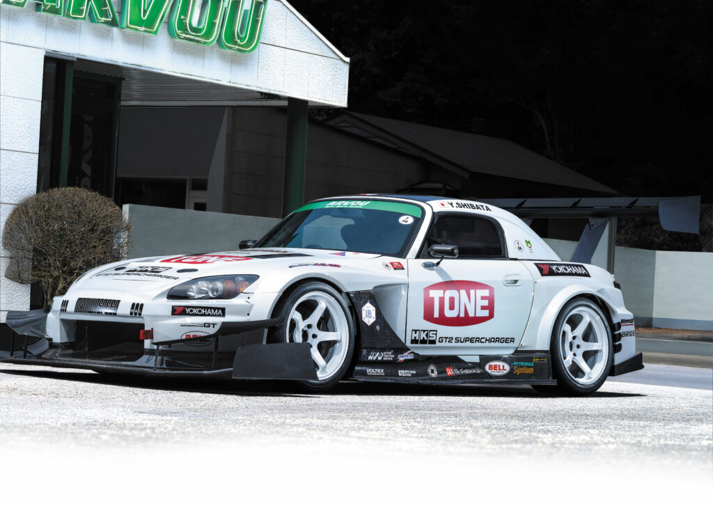 ADVAN Racing　GT BEYOND「高剛性と躍動的なフォルムで   いまを超えたい想いに応える」CLOSE-UP WHEEL