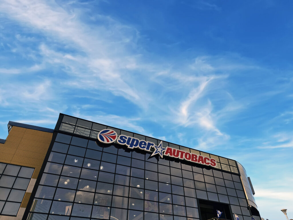 スーパーオートバックス サンシャイン神戸　7/19（土）～7/21（月祝）『Hyper Sports meeting』〜サンシャインワーフにカスタマイズのテーマパーク　50社以上のパーツメーカーが出展！〜