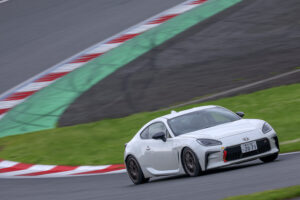 TOYOTA GAZOO Racing GR86/BRZ Cup クラブマンレースRd5.富士 挑戦記〜ダンロップ・アドバイザーから ZIII CUPの使い方を聞く〜 - GR86inFUJI_028