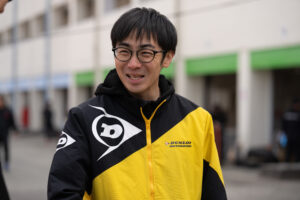 TOYOTA GAZOO Racing GR86/BRZ Cup クラブマンレースRd5.富士 挑戦記〜ダンロップ・アドバイザーから ZIII CUPの使い方を聞く〜 - ph98-3
