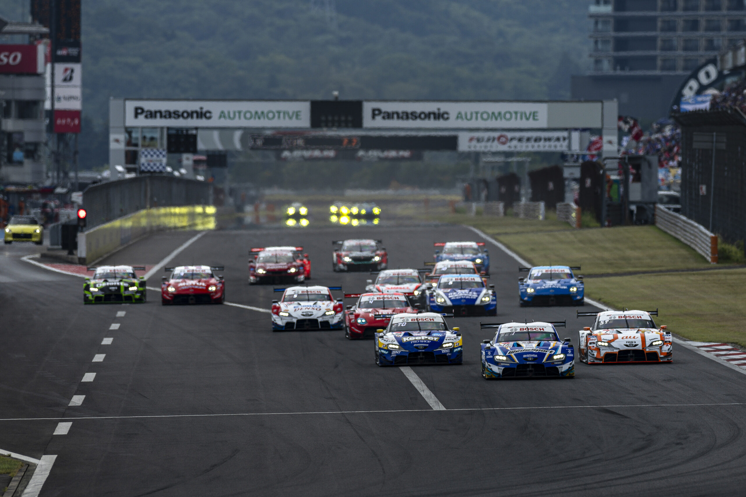 フォトグラファー益田和久の写真でお届けする SUPER GT 2025 Photo