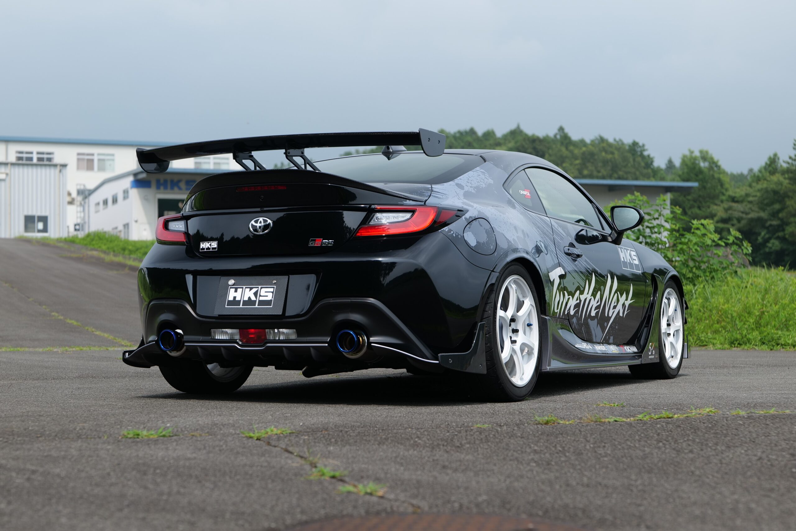 期間限定値下げ中　マングース　pinn’r フルサス MTB新製品 再入荷情報