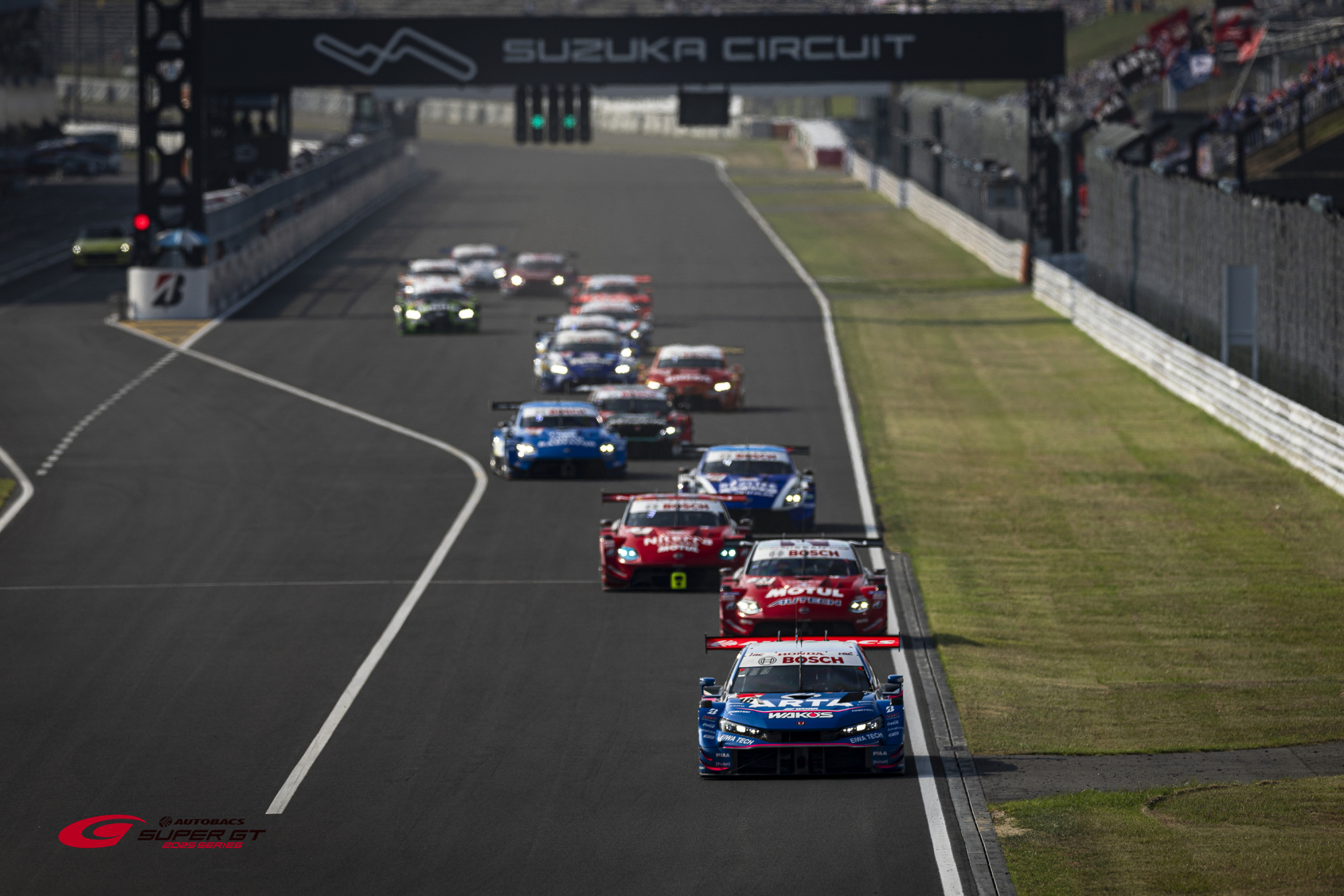 フォトグラファー益田和久の写真でお届けする SUPER GT 2025 Photo