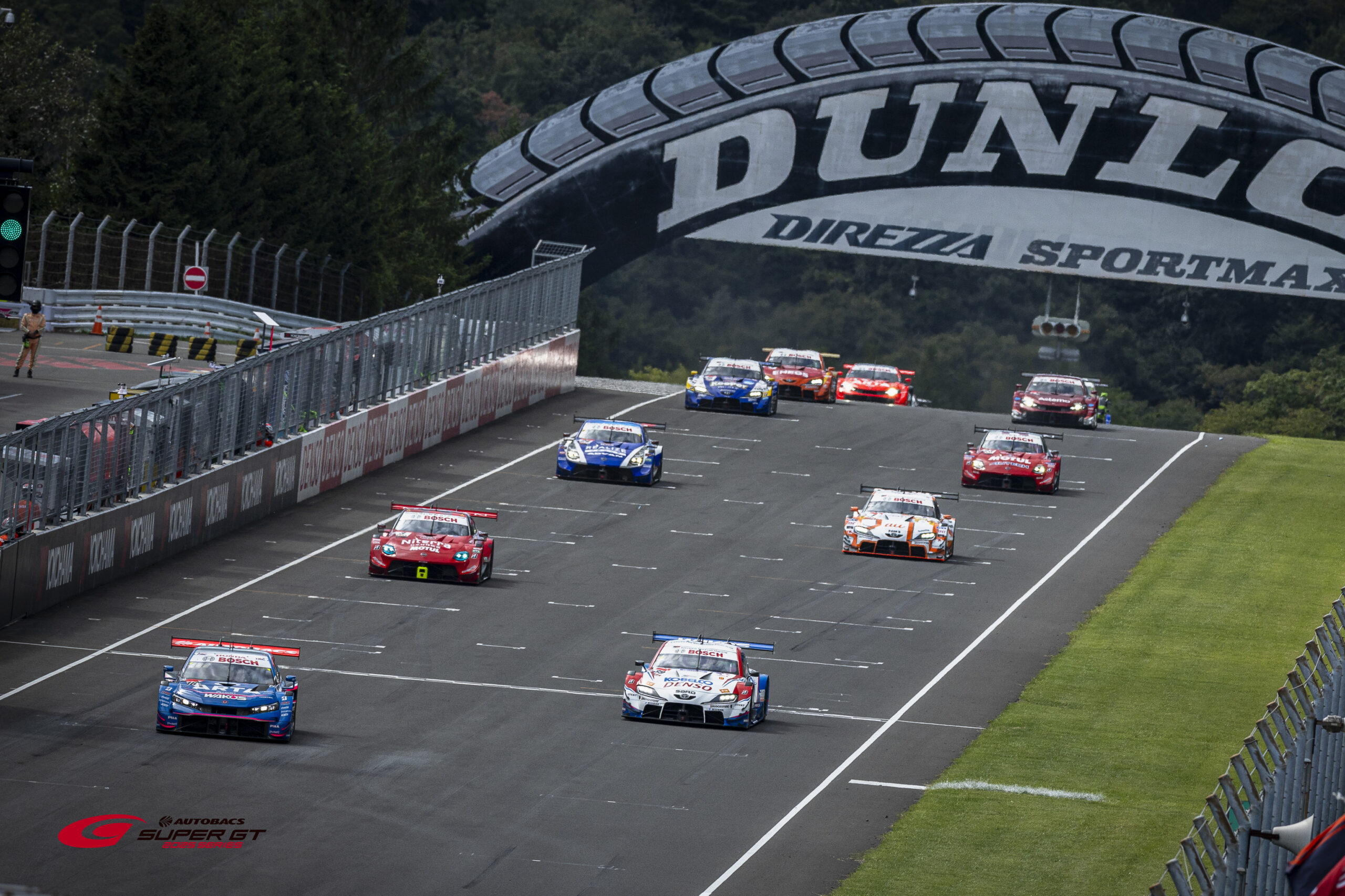 フォトグラファー益田和久の写真でお届けする     SUPER GT 2025 Photo Gallery 　9/21　 Rd.6 スポーツランドSUGO