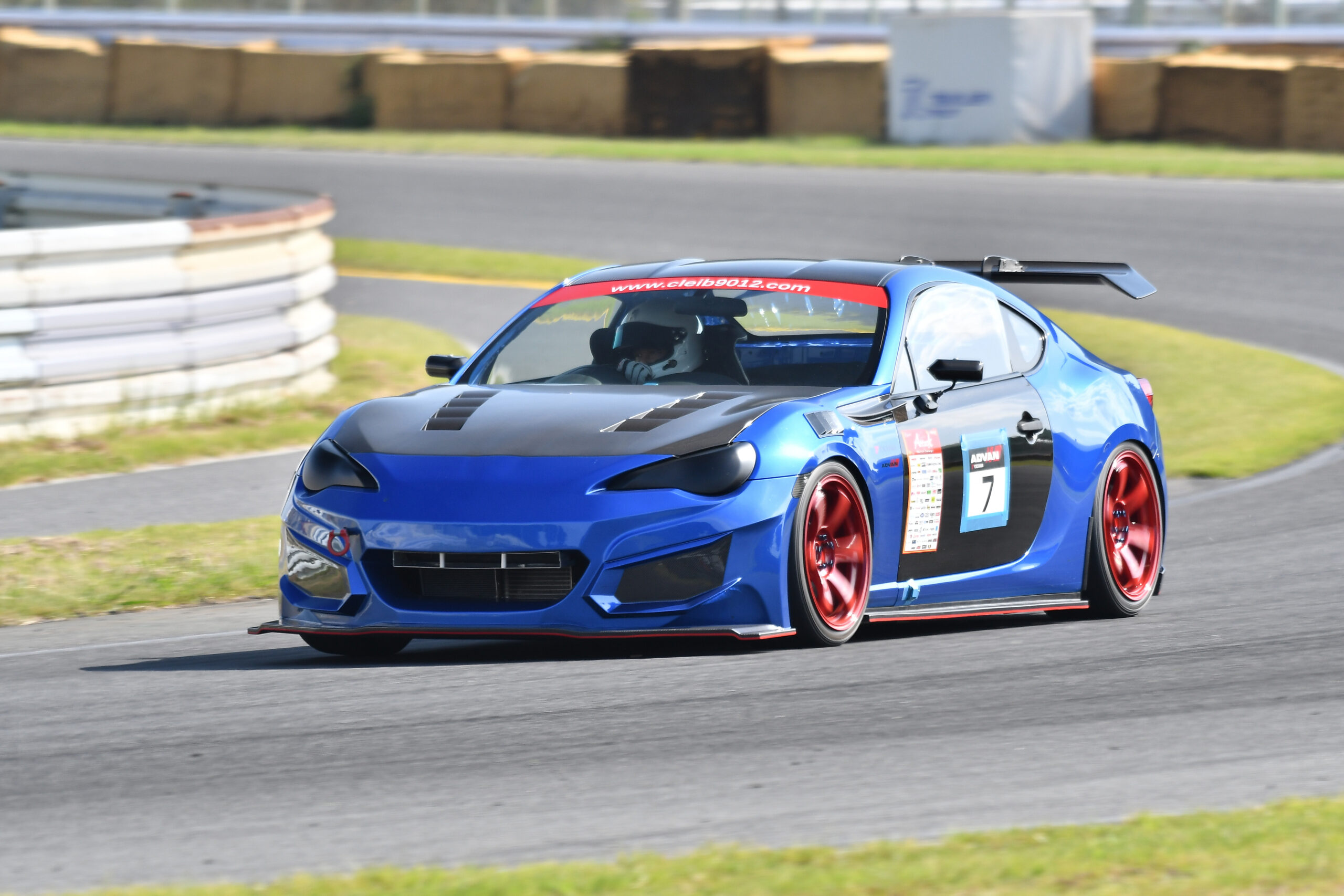 FA24搭載に295サイズを履く。あとコンマ1秒で分切り！「クレイブ　ZC6  BRZ」12/18開催 37th REVSPEED 筑波スーパーバトル事前情報