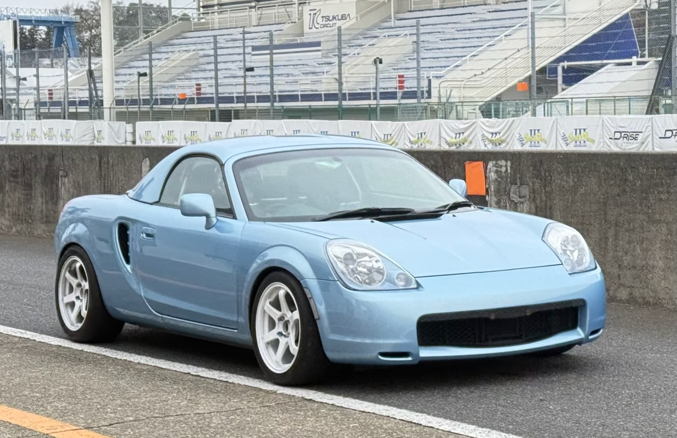 エアロを外して軽量化　テスト結果は良好！「ゲイルガレージ　ZZW30 MR-S」12/18開催 37th REVSPEED 筑波スーパーバトル事前情報