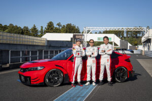 シビックタイプRベースのカスタムコンプリートカー  『ARTA GT FL5』が東京オートサロン2026でベールを脱ぐ！ - 01_DSC4622