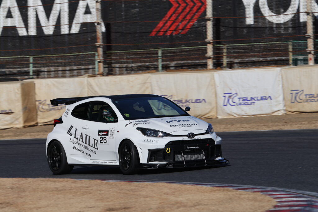 A050のA1コンパウンドで タイヤウォーマーの有無をテスト「レイル　GXPA16 GR Yaris」筑波スーパーバトル