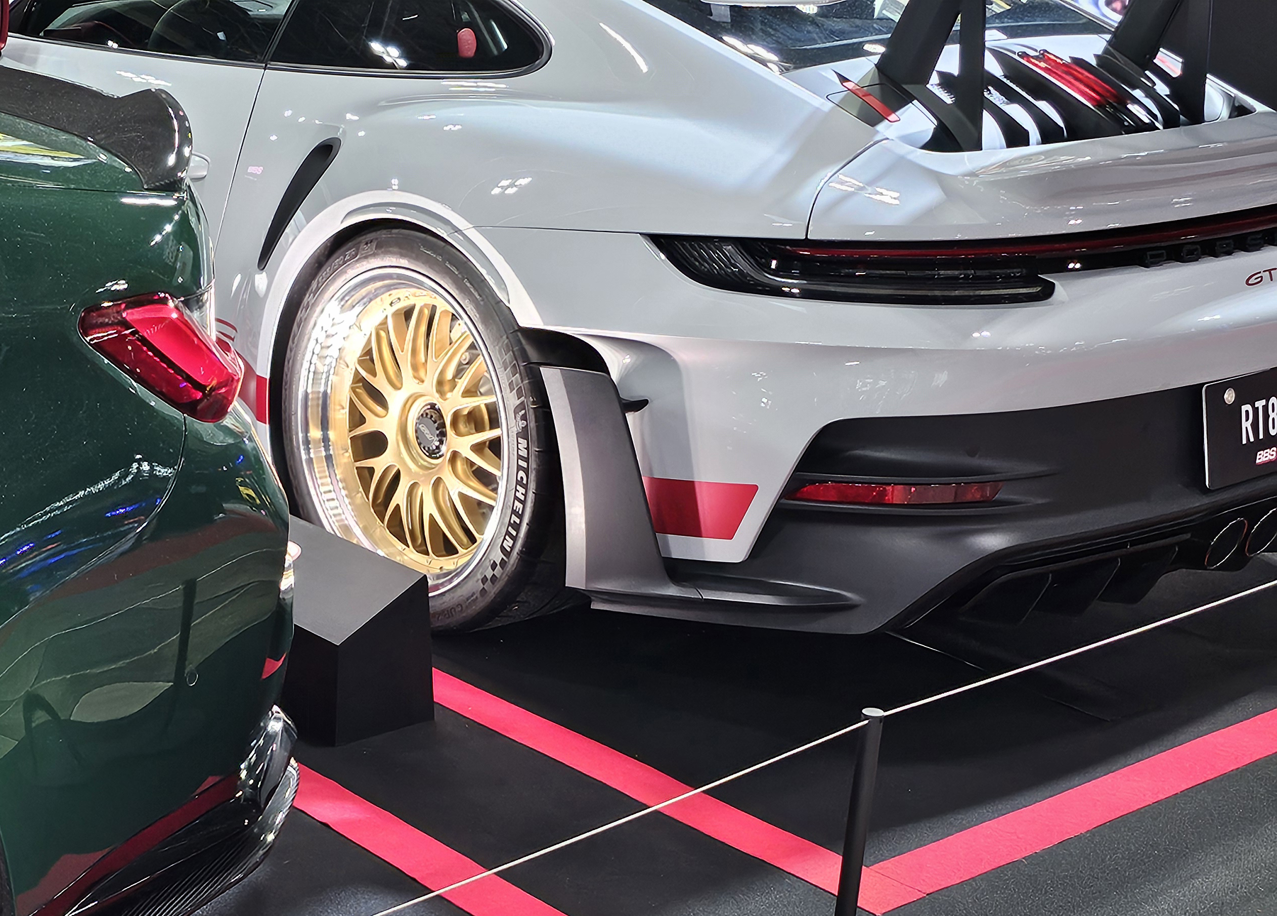 BBS「鍛造2ピースのRT88を披露 ポルシェ／BMW系からリリース予定」東京