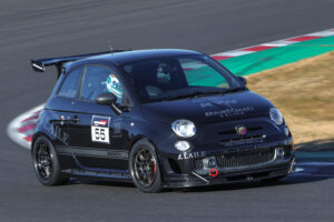 サスセッティングでの限界を極める「レイル アバルト595」筑波スーパーバトル - 25_12_18_122