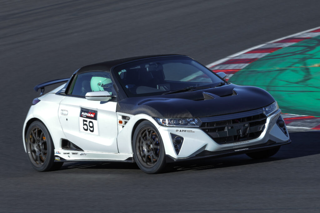 走行距離16万kmでオーバーホールを施したカスタマーカーが再挑戦「A PITオートバックス東雲 JW5 S660」筑波スーパーバトル