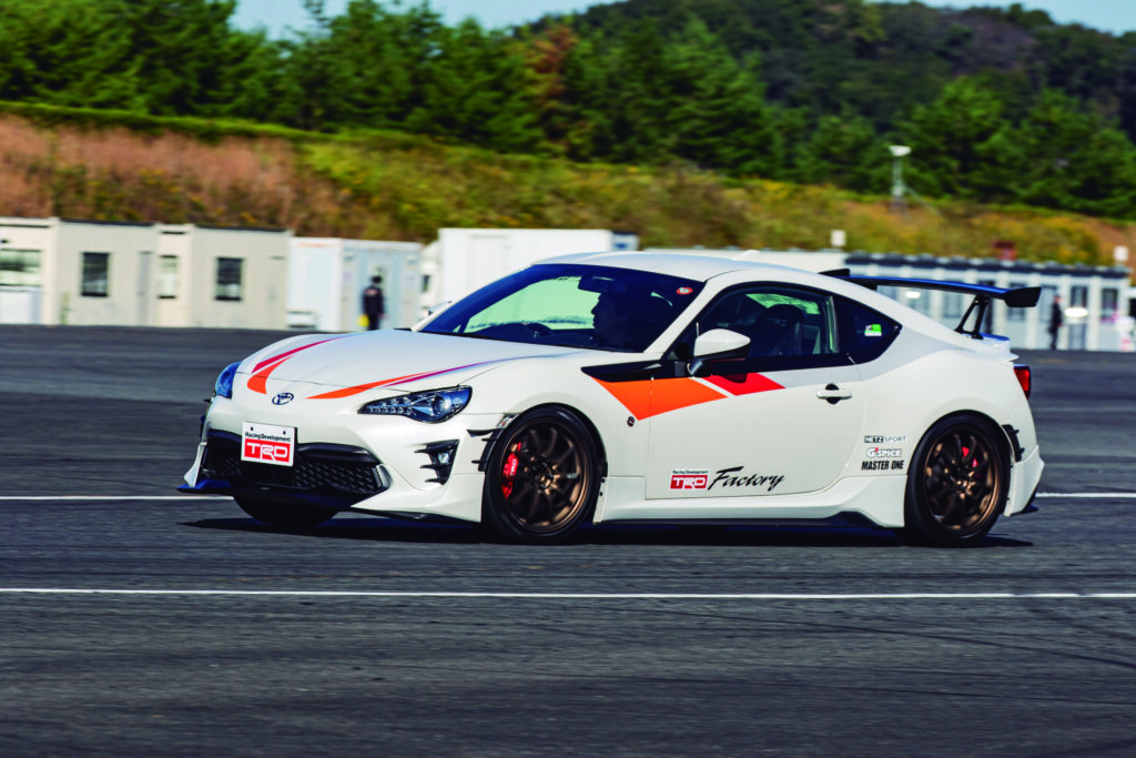 TRD 86「14R-60に近い乗り味に変えるボディ補強パッケージに注目！」ワークスチューン試乗会より