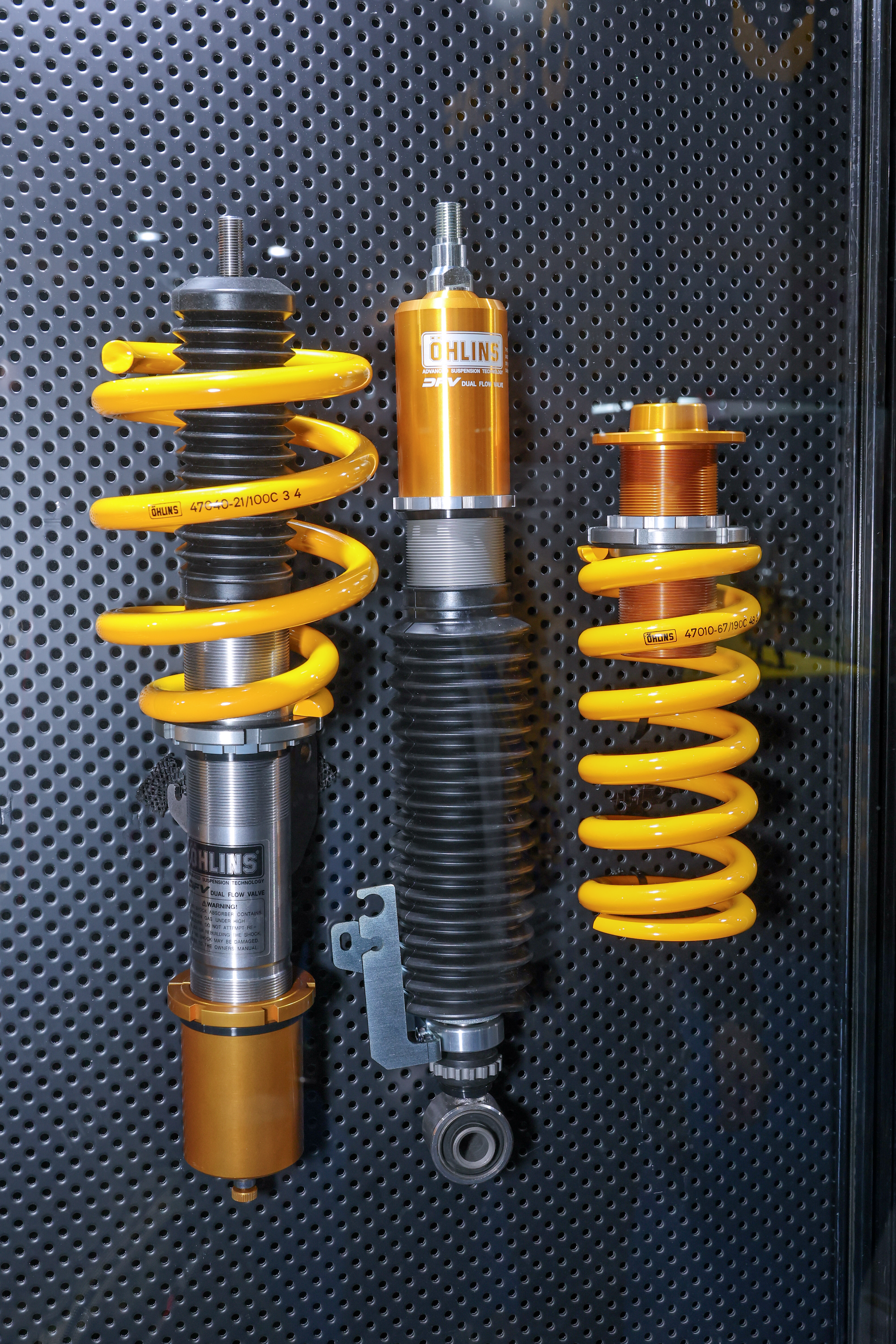 OHLINS TR 8050 のぶゆき様購入予定品 02-G87G80G82.jpg
