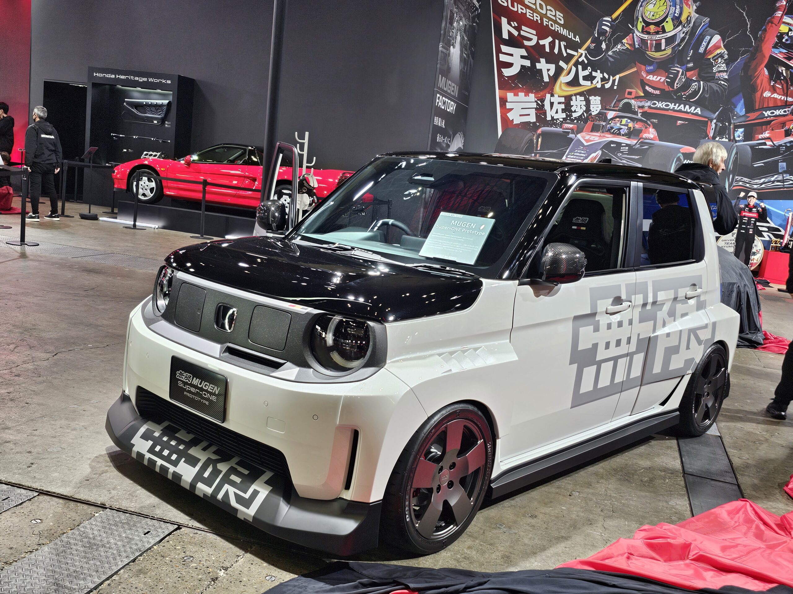 無限「Super-ONE Prototypeのカスタム仕様を発表」東京オートサロン