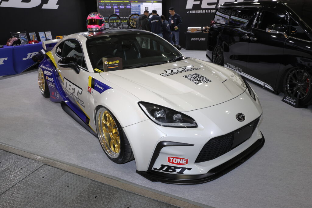 JBTブレーキシステム「粉塵も削減するカーボンセラミック製ローター」東京オートサロン2026