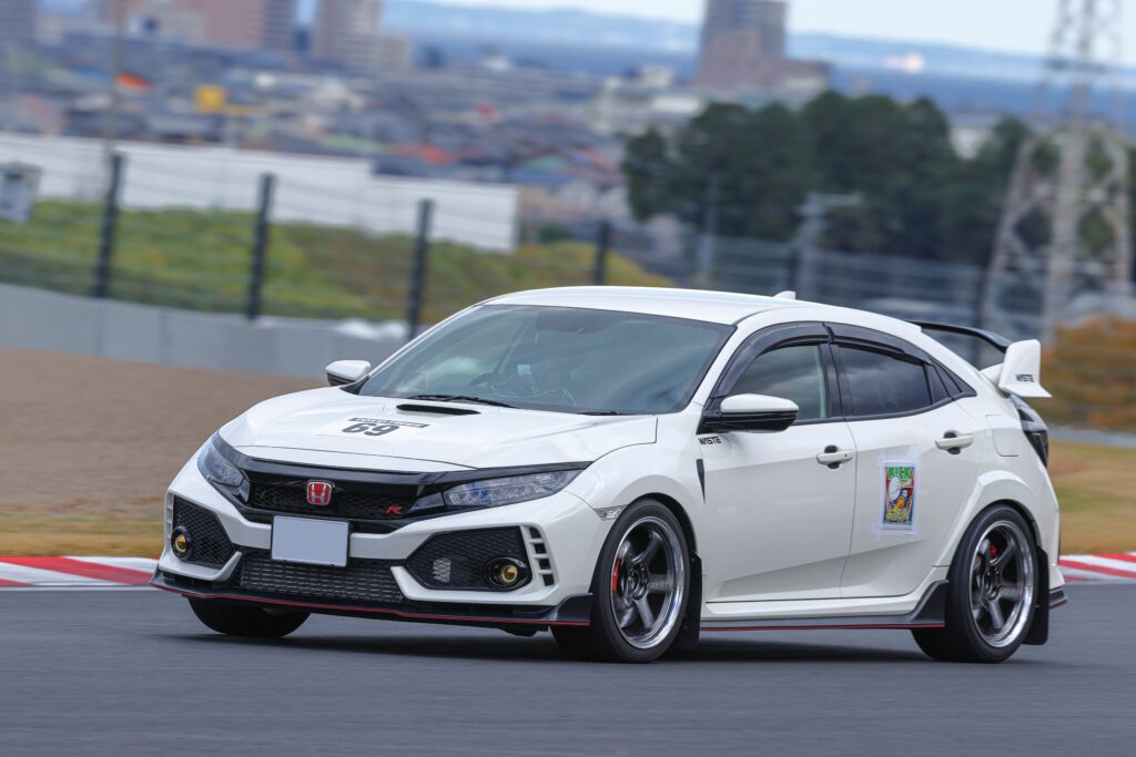 カスタマーが得た走りの感動「WASTE SPORTSが手掛けたFK8 CIVIC TYPE R　　ブレーキと冷却系に手を加え サーキットデビュー」