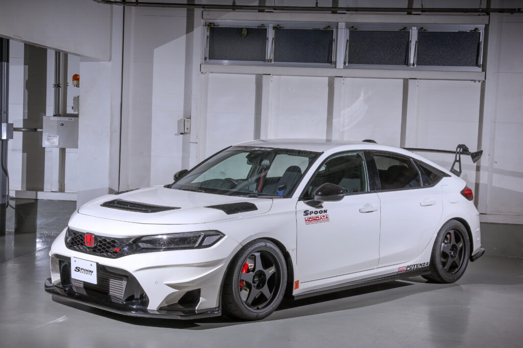 SPOON　　本格エアロパーツ『S-TAI』　FL5用がフルキットで完成！　S耐開幕戦の優勝も支える!!