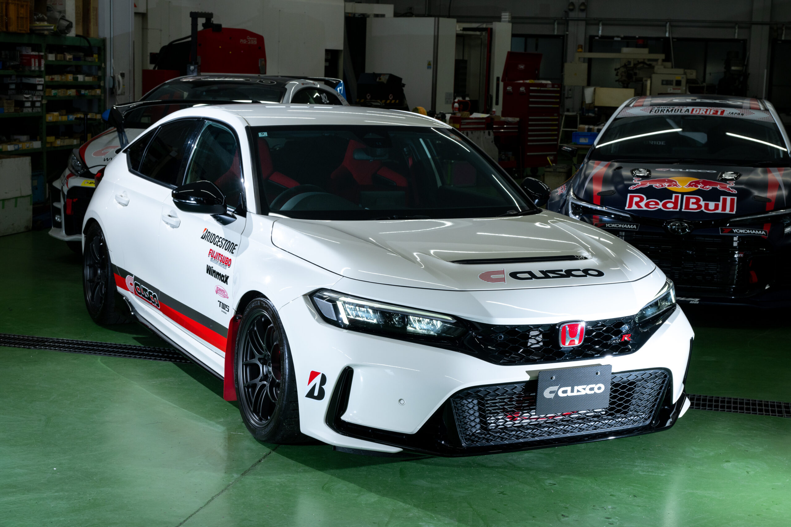 クスコのFL5シビック タイプR対応アイテムをチェック！「S（セミスリック）タイヤにも対応する車高調キットでスポーツ性を追求」