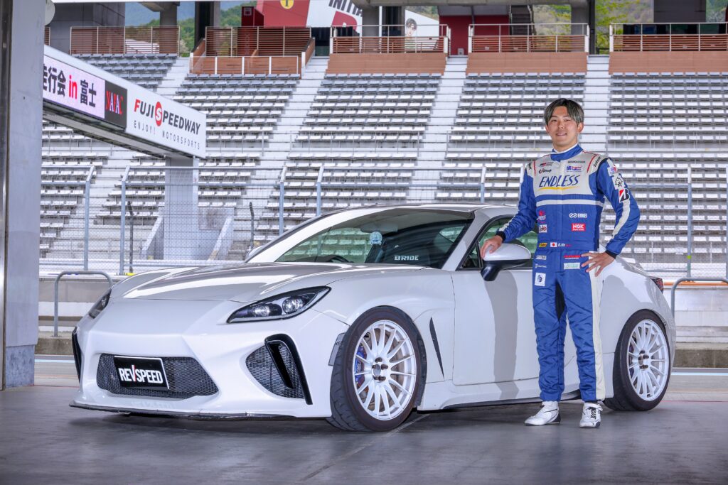 伊東黎明のマイカーはGR86  「エンドレスのデモカーを購入。そして、好みのスタイルを追求しました！」