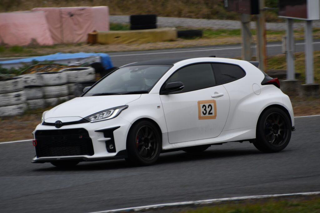 中上級_16_小山 晃雅_ZN6 - REVSPEED