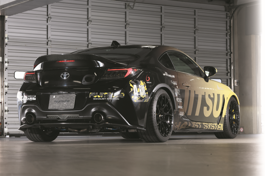 国産　2023年製　215/40R18 1本　ハチロク　BRZ GRヤリス 003 - REVSPEED