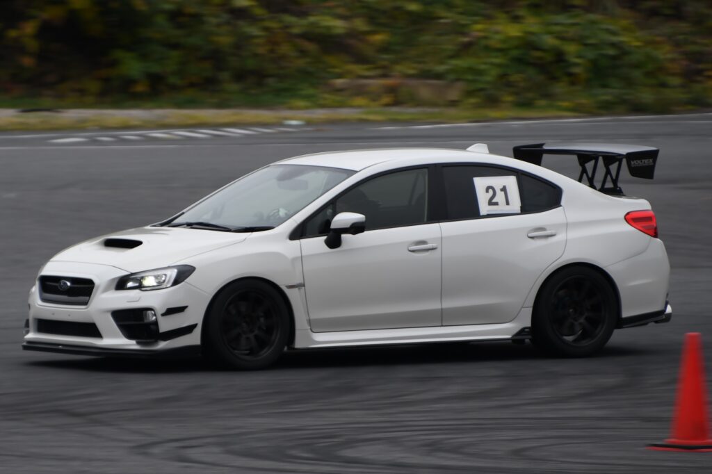 中級2_25_岡村 大介_ZC33S - REVSPEED